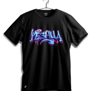 camiseta Zarim com estampa grafite Yeshua em azul e rosa