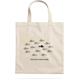 ecobag Zarim com cardume de peixes e a frase “Você não é todo mundo”